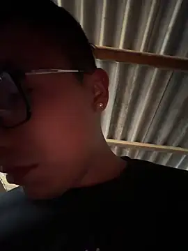 Snapshot of Marko-18 chatting on 03-22-26, 03:04 Marko-18 online show from 03-22-26, 03:04