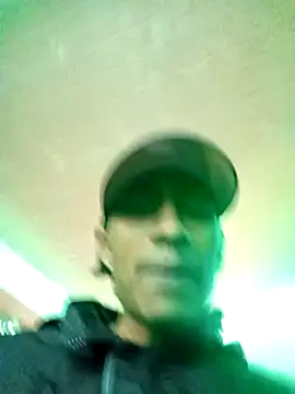 Snapshot of negrito_sexxxo chatting on 12-19-25, 05:03 negrito sexxxo online show from 12-19-25, 05:03