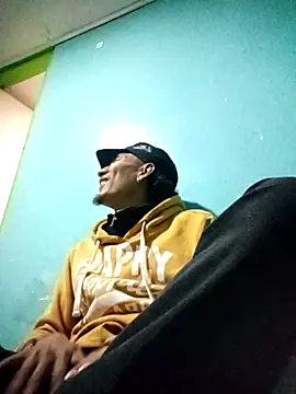 Snapshot of negrito_sexxxo chatting on 03-14-26, 09:31 negrito sexxxo online show from 03-14-26, 09:31