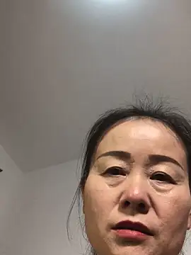 yunyun52012 online show from 02-02-26, 10:25