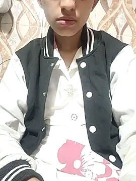 Snapshot of Eva_890 chatting on 12-22-25, 04:20 Eva 890 online show from 12-22-25, 04:20