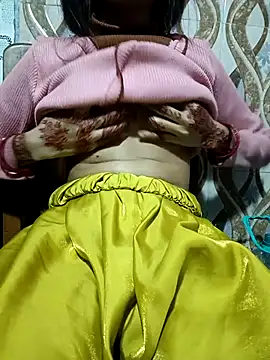 Snapshot of Eva_890 chatting on 02-14-26, 05:04 Eva 890 online show from 02-14-26, 05:04