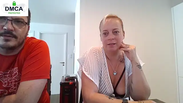 Snapshot of Miss-Chupagirly chatting on 06-22-26, 08:55 Miss-Chupagirly online show from 06-22-26, 08:55