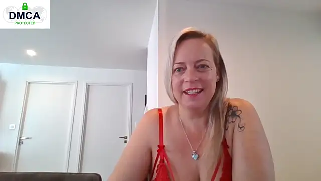 Snapshot of Miss-Chupagirly chatting on 07-18-26, 07:12 Miss-Chupagirly online show from 07-18-26, 07:12