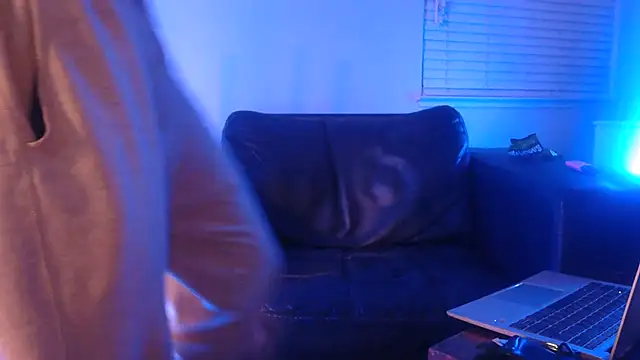 Snapshot of MISTERANDDEMI chatting on 02-20-26, 06:59 MISTERANDDEMI online show from 02-20-26, 06:59