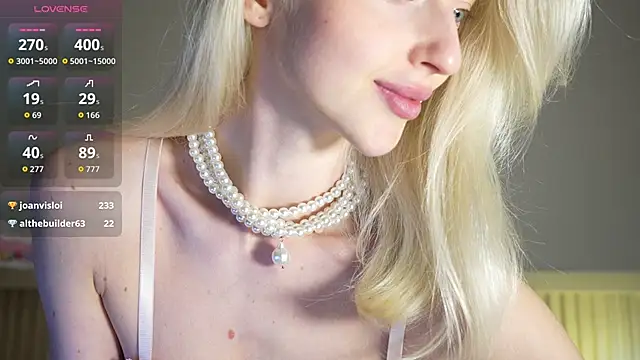 Snapshot of YourNaughtyMiss chatting on 01-12-26, 03:12 YourNaughtyMiss online show from 01-12-26, 03:12