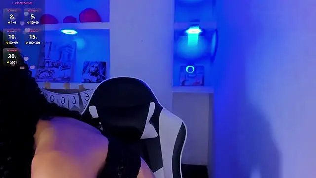 Snapshot of dolly_boob chatting on 02-20-26, 06:26 dolly boob online show from 02-20-26, 06:26