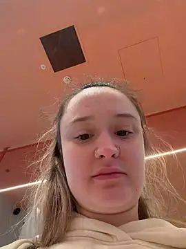 Snapshot of LilyLuck_ chatting on 02-04-26, 01:28 LilyLuck online show from 02-04-26, 01:28