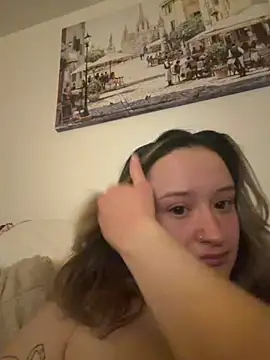 Snapshot of LilyLuck_ chatting on 02-26-26, 02:43 LilyLuck online show from 02-26-26, 02:43