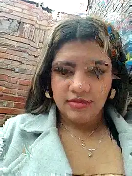 Snapshot of Ivy_enjoy chatting on 06-24-26, 05:34 Ivy enjoy online show from 06-24-26, 05:34