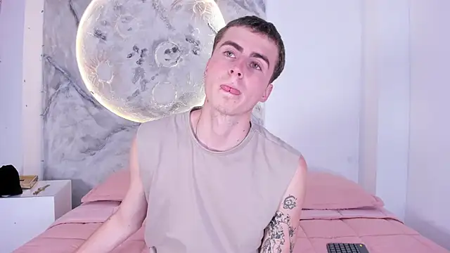 Snapshot of SpaceBoy1 chatting on 02-27-26, 08:53 SpaceBoy1 online show from 02-27-26, 08:53