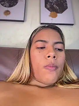 Snapshot of MiaSizzle chatting on 01-31-26, 07:11 MiaSizzle online show from 01-31-26, 07:11