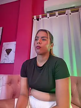 Snapshot of MiaSizzle chatting on 02-01-26, 07:56 MiaSizzle online show from 02-01-26, 07:56