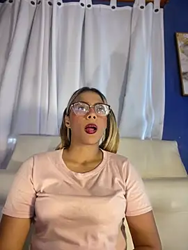 Snapshot of MiaSizzle chatting on 02-20-26, 07:58 MiaSizzle online show from 02-20-26, 07:58