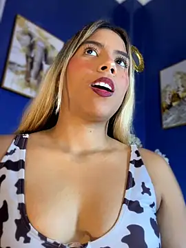 Snapshot of MiaSizzle chatting on 02-26-26, 08:08 MiaSizzle online show from 02-26-26, 08:08