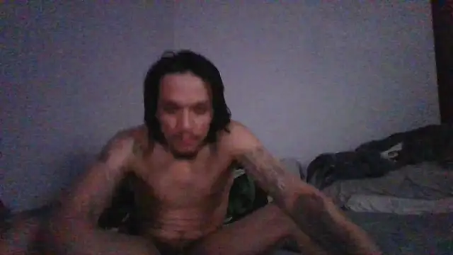 Snapshot of BlueCollarCouple chatting on 02-02-26, 11:58 BlueCollarCouple online show from 02-02-26, 11:58