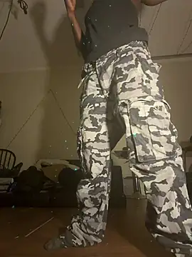 Cantgetenough0069 online show from 04-28-26, 03:55