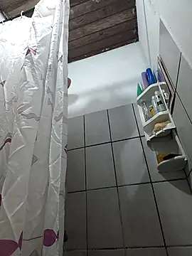 Snapshot of luis8558 chatting on 01-09-26, 11:39 luis8558 online show from 01-09-26, 11:39