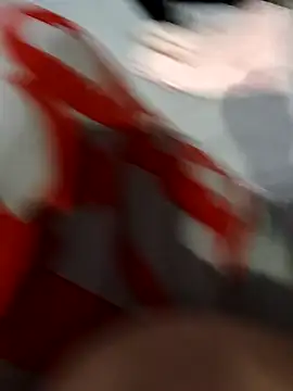 Snapshot of luis8558 chatting on 01-10-26, 11:45 luis8558 online show from 01-10-26, 11:45