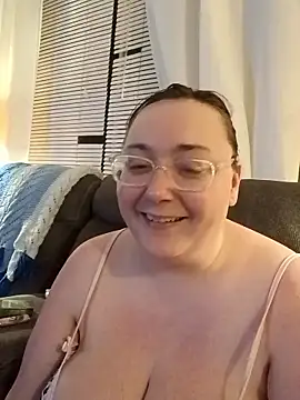 Snapshot of pinkcheetah12 chatting on 02-15-26, 02:19 pinkcheetah12 online show from 02-15-26, 02:19