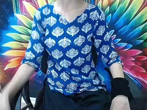 Farhana beautyfull online show from 05-28-26, 04:43