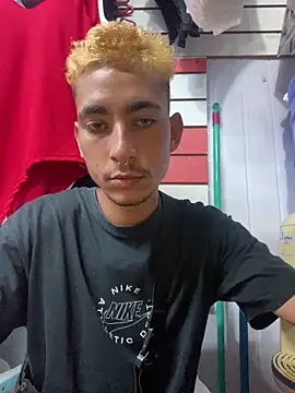 GuioficialBr online show from 12-22-25, 05:54