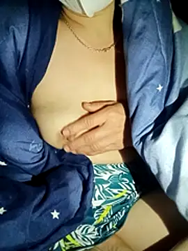 Snapshot of Bad_girl_99 chatting on 01-12-26, 07:52 Bad girl 99 online show from 01-12-26, 07:52