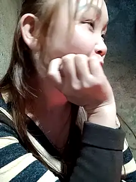 Snapshot of yula-bi chatting on 02-02-26, 10:03 yula-bi online show from 02-02-26, 10:03