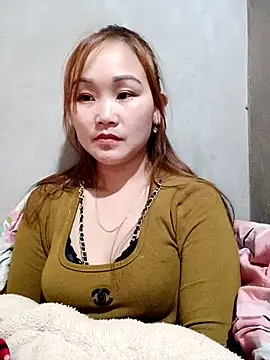 Snapshot of yula-bi chatting on 02-10-26, 12:37 yula-bi online show from 02-10-26, 12:37