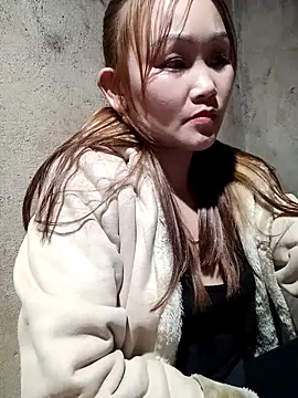 Snapshot of yula-bi chatting on 02-12-26, 01:06 yula-bi online show from 02-12-26, 01:06