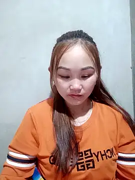 Snapshot of yula-bi chatting on 02-15-26, 08:27 yula-bi online show from 02-15-26, 08:27