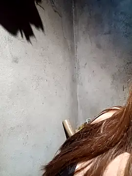 Snapshot of yula-bi chatting on 02-18-26, 11:39 yula-bi online show from 02-18-26, 11:39