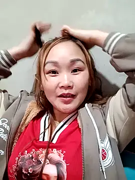 Snapshot of yula-bi chatting on 03-08-26, 03:21 yula-bi online show from 03-08-26, 03:21