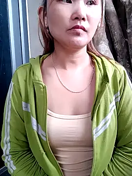 yula-bi online show from 06-10-26, 02:12