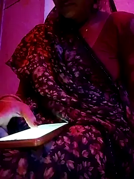 Snapshot of mantraverma chatting on 06-02-26, 05:04 mantraverma online show from 06-02-26, 05:04