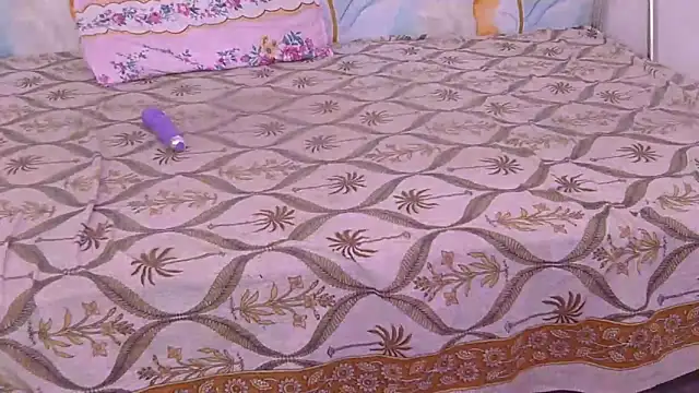 bold-smirthii online show from 04-27-26, 03:26