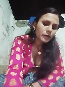 Snapshot of Cuty_priti chatting on 06-27-26, 05:40 Cuty priti online show from 06-27-26, 05:40
