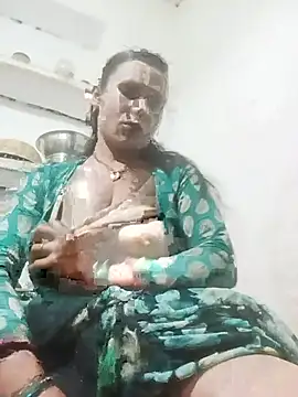 Snapshot of Cuty_priti chatting on 07-02-26, 04:35 Cuty priti online show from 07-02-26, 04:35