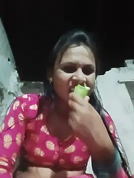 Snapshot of Cuty_priti chatting on 07-18-26, 04:55 Cuty priti online show from 07-18-26, 04:55