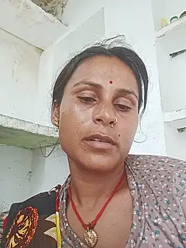 Snapshot of Cuty_priti chatting on 07-27-26, 08:43 Cuty priti online show from 07-27-26, 08:43