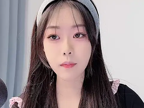 smalldaisy online show from 01-12-26, 02:06