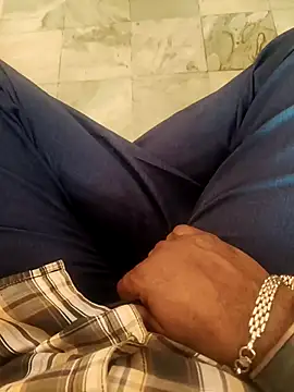 Snapshot of sanjaylove-sex chatting on 01-18-26, 07:45 sanjaylove-sex online show from 01-18-26, 07:45