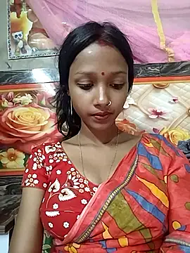 doll2007 online show from 04-28-26, 08:47