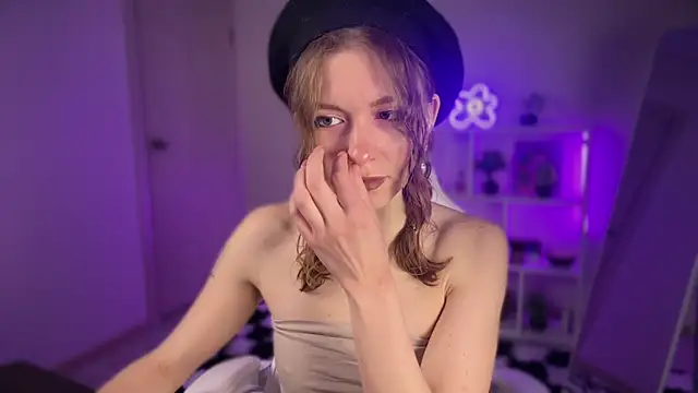 KellySunn online show from 04-19-26, 08:02