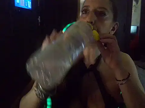 labelgecoquine online show from 04-07-26, 05:46