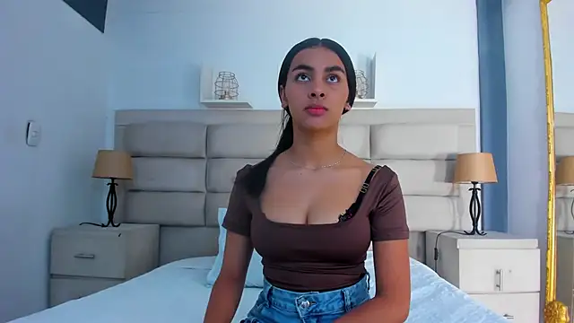 ManuelaEvans  online show from 01-06-26, 08:56