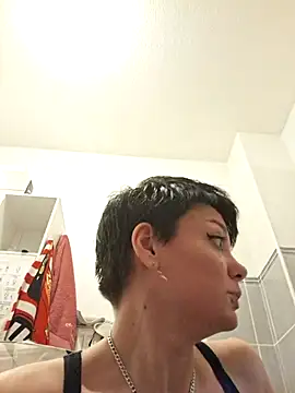 Snapshot of Angel34-83 chatting on 02-10-26, 05:50 Angel34-83 online show from 02-10-26, 05:50