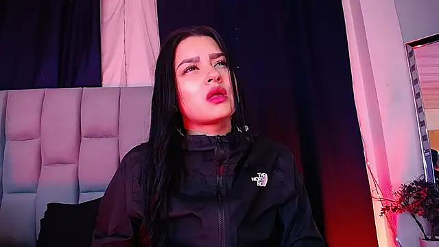 Snapshot of Emilyy05_ chatting on 02-01-26, 03:16 Emilyy05 online show from 02-01-26, 03:16