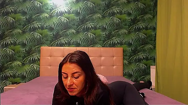 Stella John online show from 12-27-24, 07:51