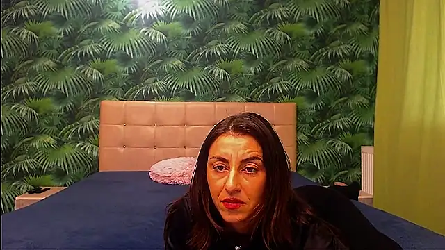 Stella John online show from 01-15-25, 05:50